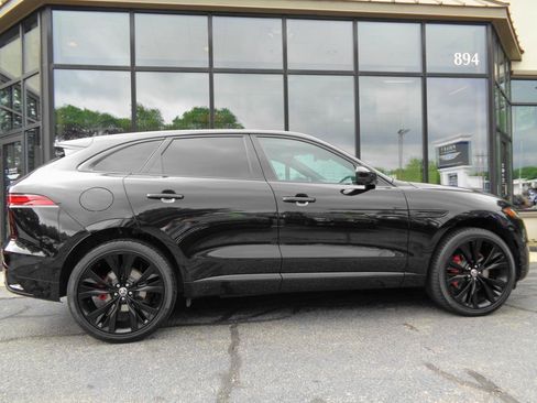 Used 2024 Jaguar F-PACE R-Dynamic S AWD/4WD image 4