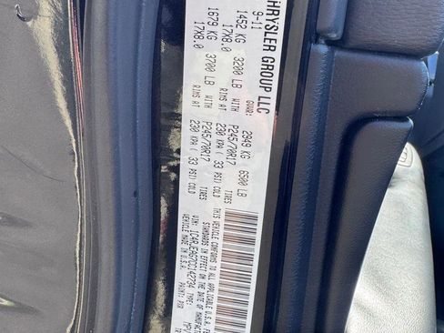 Used 2012 Jeep Grand Cherokee Laredo w/ Laredo E Group RWD image 47