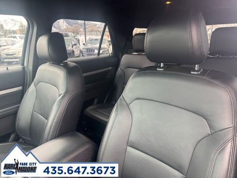Used 2016 Ford Explorer XLT w/ Equipment Group 202A image 16