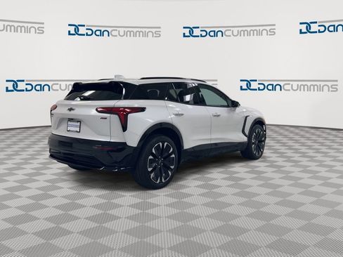 New 2025 Chevrolet Blazer EV RS RWD image 8
