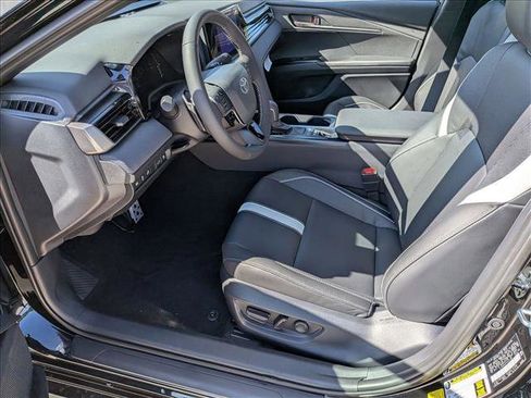 New 2026 Toyota Camry SE image 4