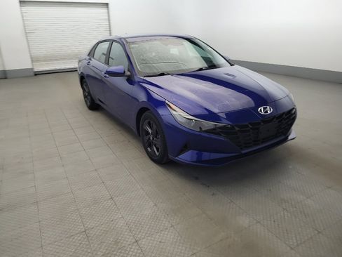 Used 2022 Hyundai Elantra SEL w/ Cargo Package image 13