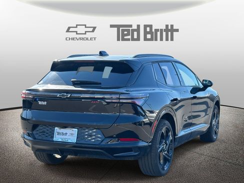 New 2026 Chevrolet Equinox EV RS w/ LPO, Illumination Package FWD image 4
