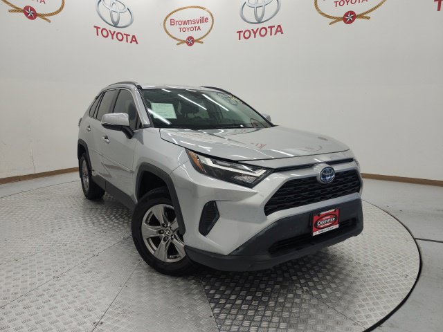Used 2024 Toyota RAV4 XLE AWD/4WD image 1