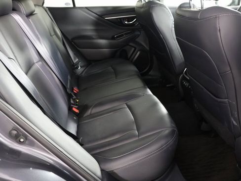 Used 2022 Subaru Outback Limited image 21