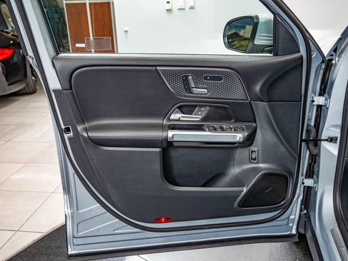 Certified 2026 Mercedes-Benz GLB 250 4MATIC image 18