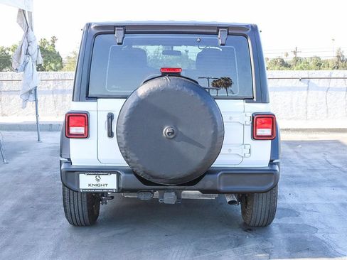 Used 2025 Jeep Wrangler Unlimited Sport AWD/4WD image 8