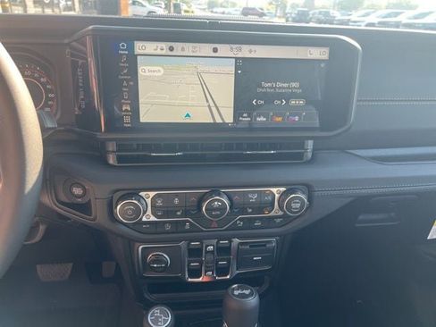 New 2026 Jeep Wrangler Unlimited Sahara AWD/4WD image 14