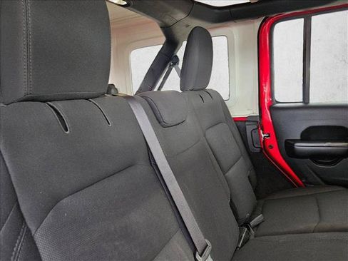 Used 2019 Jeep Wrangler Unlimited Sport S AWD/4WD image 21