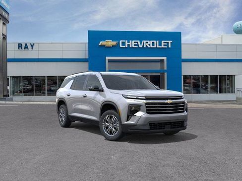 New 2026 Chevrolet Traverse LT w/ Driver Confidence Package image 32