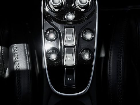 Used 2023 McLaren GT RWD image 59