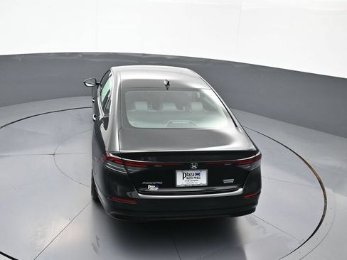 Certified 2025 Honda Accord Touring image 38