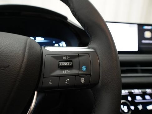 Used 2025 INFINITI QX60 Luxe AWD/4WD image 20