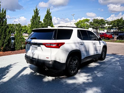 Used 2020 Chevrolet Traverse RS FWD image 11