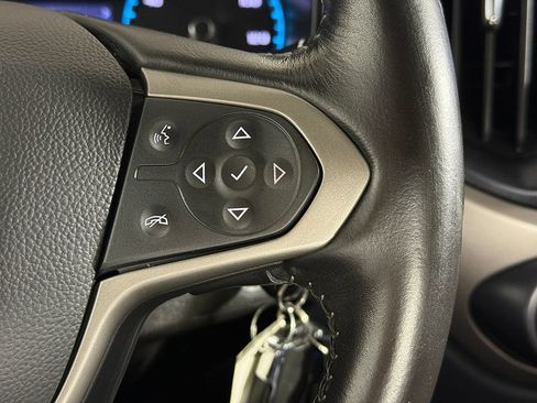 Used 2022 Chevrolet Colorado Z71 w/ Safety Package AWD/4WD image 34