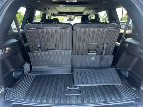 Used 2025 Jeep Grand Cherokee L Limited AWD/4WD image 23