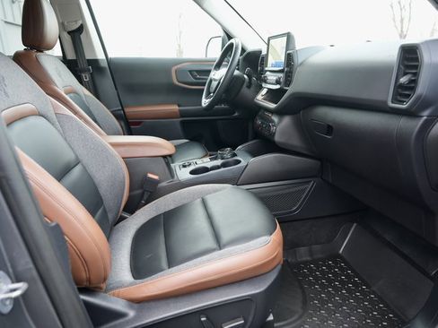 Used 2024 Ford Bronco Sport Outer Banks image 8