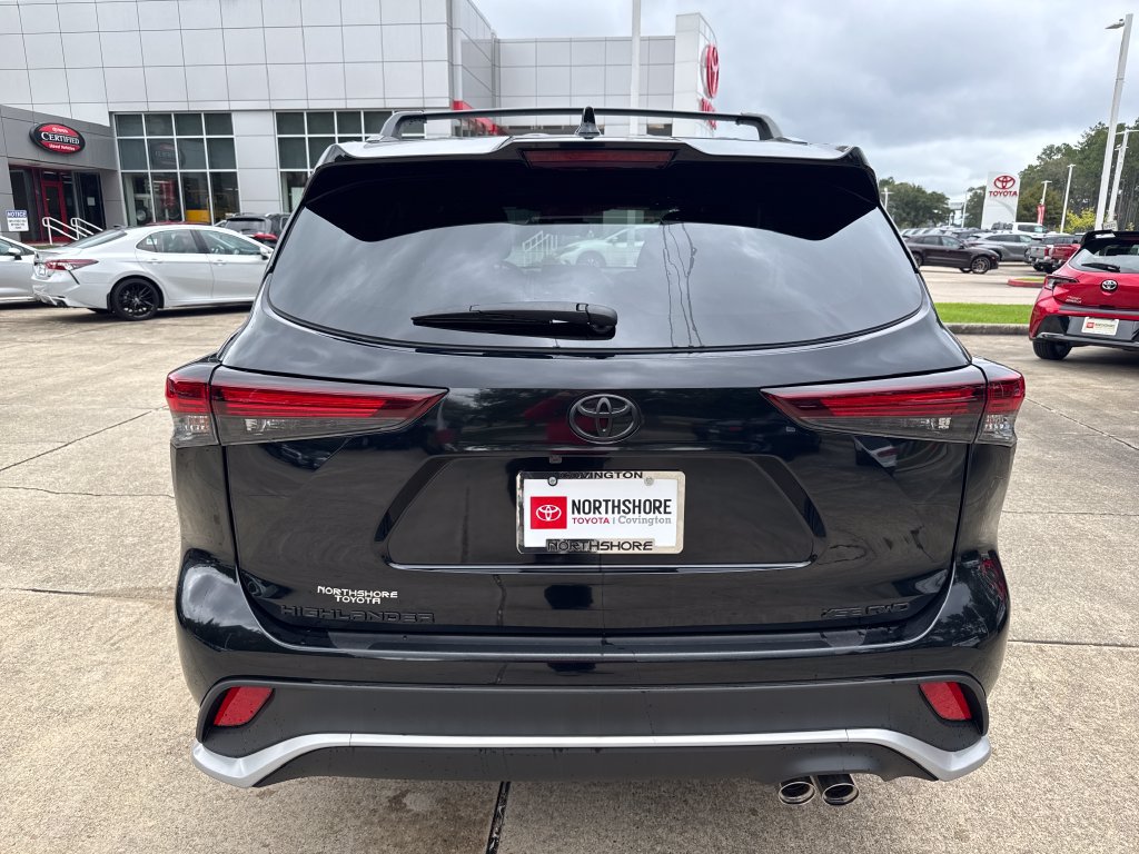 Certified 2026 Toyota Highlander XSE AWD/4WD image 5