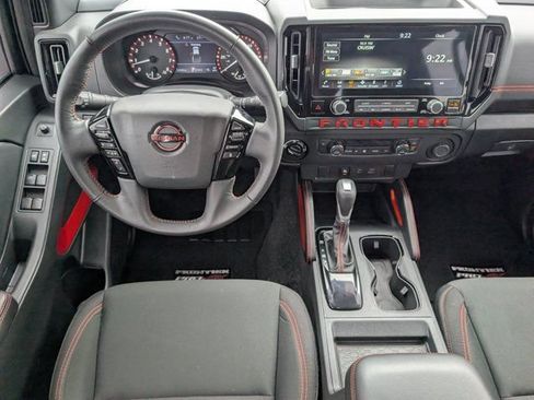 Used 2025 Nissan Frontier PRO-4X AWD/4WD image 6