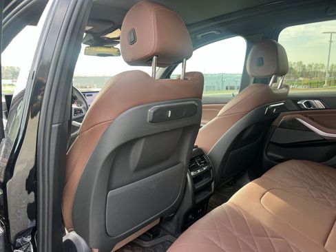 Used 2024 BMW X5 xDrive40i w/ M Sport Package image 34