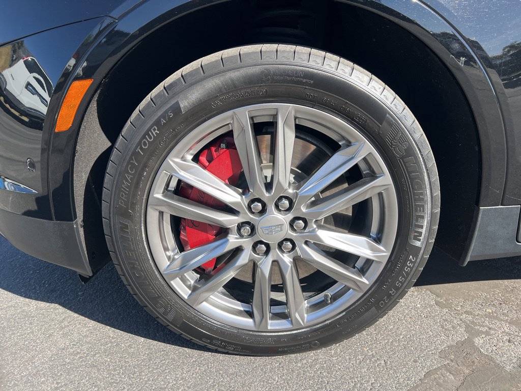 Certified 2023 Cadillac XT5 Sportv w/ Technology Package AWD/4WD image 18
