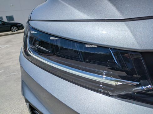 New 2026 Volkswagen Jetta SE FWD image 10