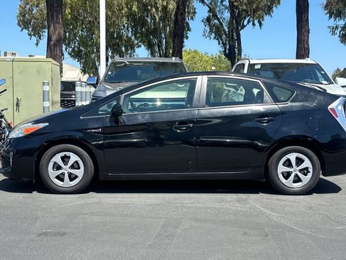 Used 2015 Toyota Prius Two FWD image 8
