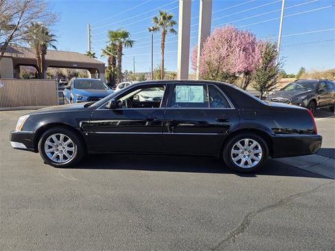 Used 2008 Cadillac DTS w/ Sun And Sound Package image 5