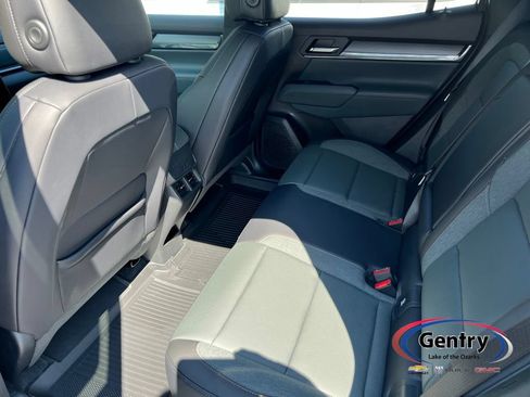 New 2027 GMC Terrain AT4 AWD/4WD image 12