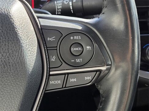 Used 2023 Toyota Camry XSE image 18