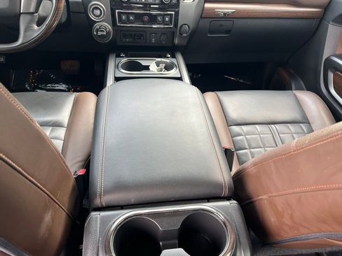 Used 2016 Nissan Titan Platinum Reserve image 23