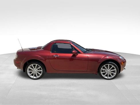 Used 2008 MAZDA MX-5 Miata Grand Touring RWD image 4