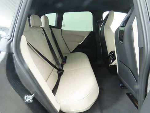 Used 2026 BMW iX xDrive45 w/ Premium Package AWD/4WD image 24