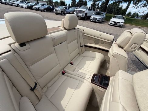 Used 2012 BMW 328i Convertible RWD image 39