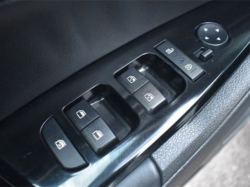 Certified 2025 Kia Sportage EX image 18