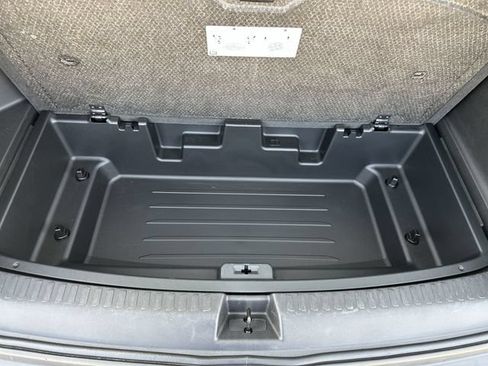 Certified 2024 Chevrolet Traverse LT AWD/4WD image 29