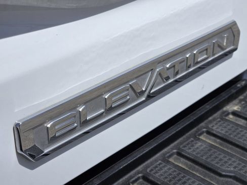 Used 2023 GMC Sierra 1500 Elevation AWD/4WD image 10