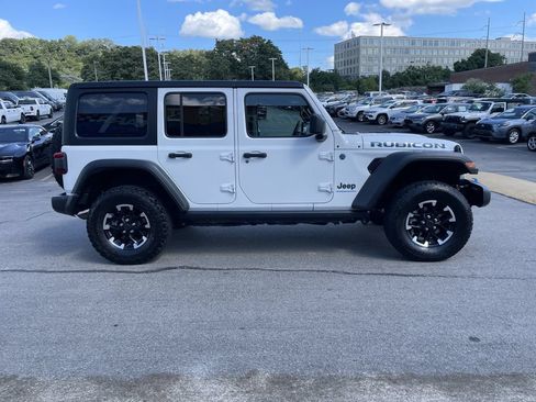 Certified 2024 Jeep Wrangler Unlimited Rubicon 4xe AWD/4WD image 7