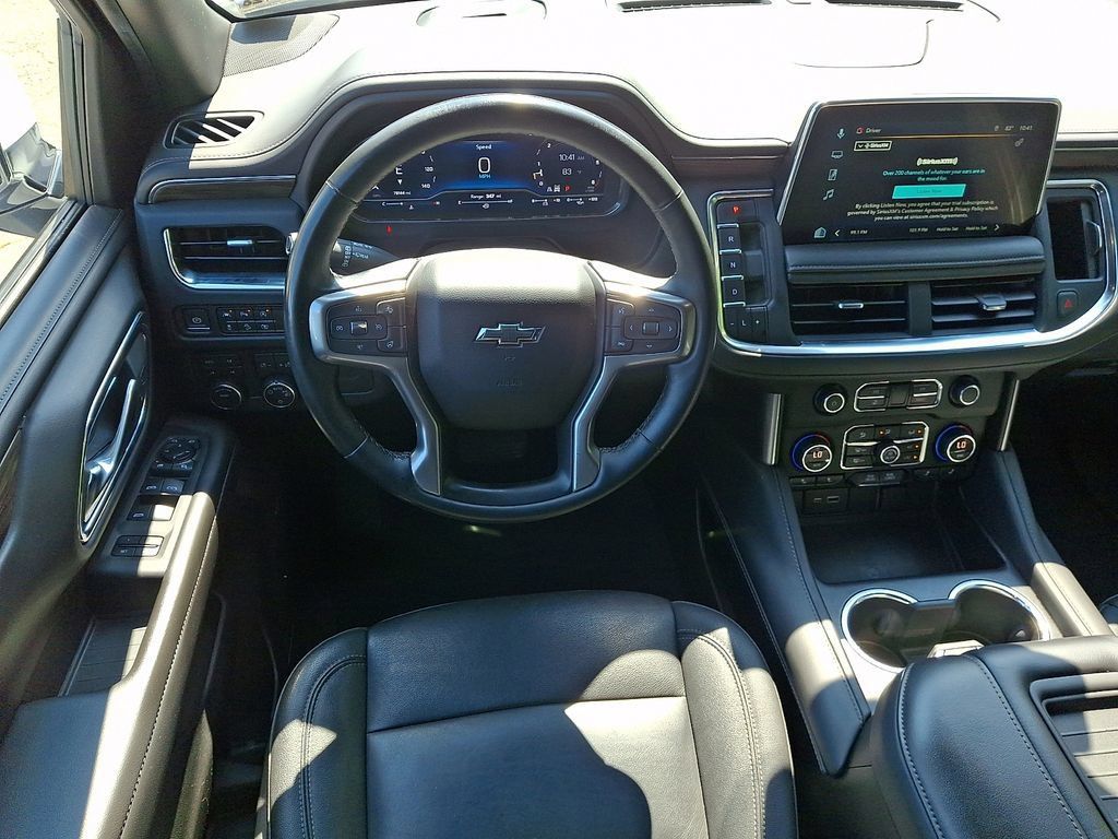Used 2023 Chevrolet Tahoe Z71 w/ Luxury Package AWD/4WD image 18