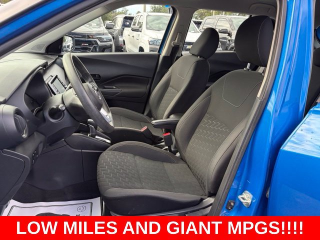 Used 2021 Nissan Kicks S FWD image 14