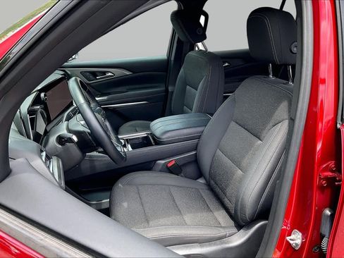Used 2024 Chevrolet Traverse LT w/ Midnight/Sport Edition FWD image 24