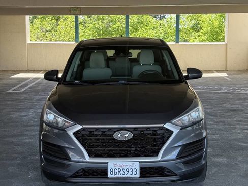 Used 2019 Hyundai Tucson SE image 2