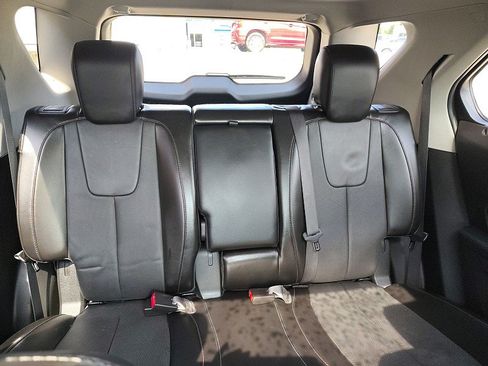 Used 2016 Chevrolet Equinox LTZ w/ Enhanced Convenience Package AWD/4WD image 19