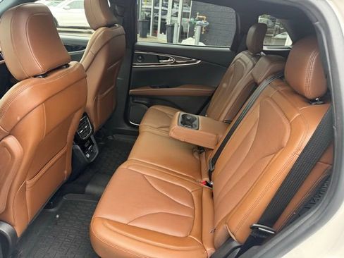 Used 2023 Lincoln Nautilus Reserve image 36