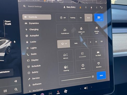 Used 2020 Tesla Model 3 Standard Range Plus image 25