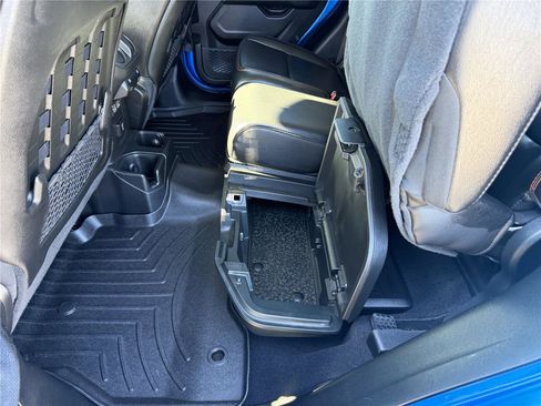 Used 2021 Jeep Gladiator Mojave w/ Cold Weather Group image 15