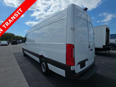 Used 2023 Mercedes-Benz Sprinter 2500 image 5