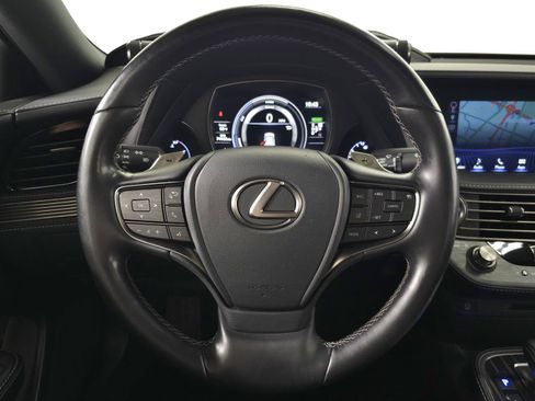 Used 2019 Lexus LS 500h AWD image 20