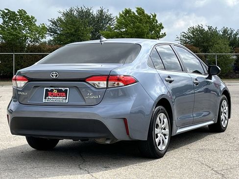 Used 2024 Toyota Corolla LE FWD image 4
