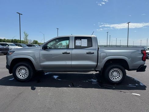 Used 2024 Chevrolet Colorado W/T RWD image 8